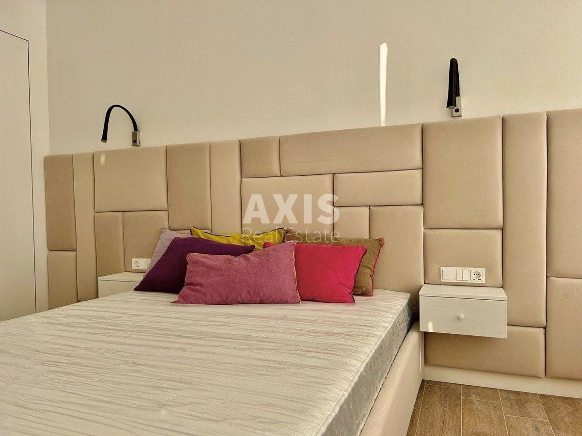 4k apartment vul. Vasyl'kivs'ka 12