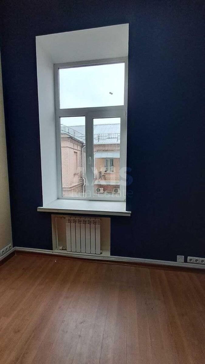 Office vul. Hreshhatyk 44Б, 70m2609059