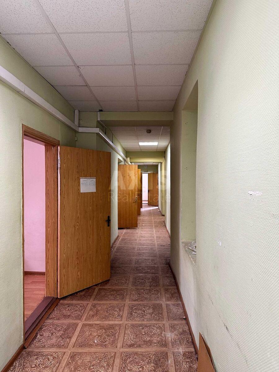 Office vul. Hmel'nyc'kogo Bogdana 3, 400m2609813