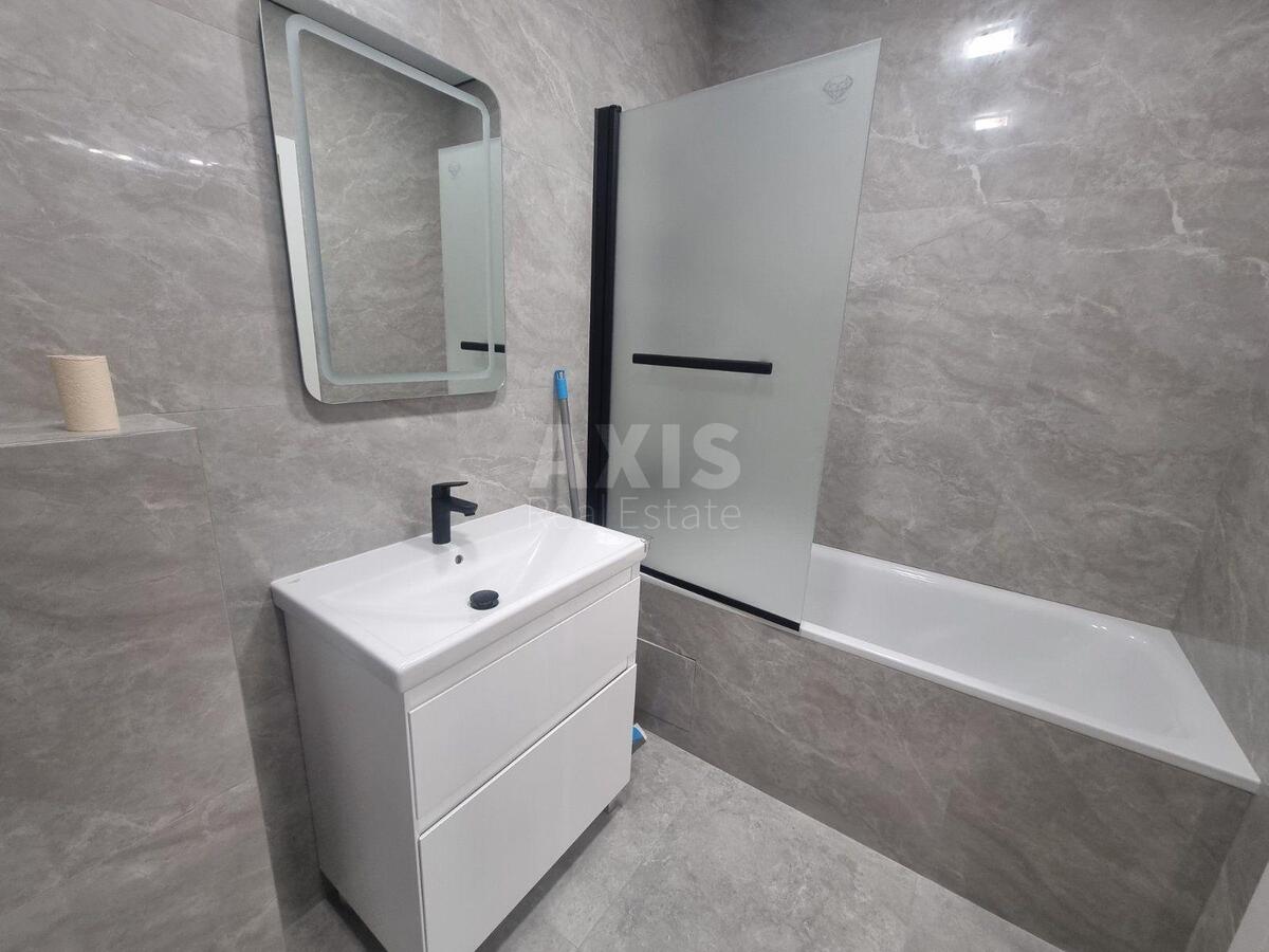 1k apartment vul. Prychal'na 106099112