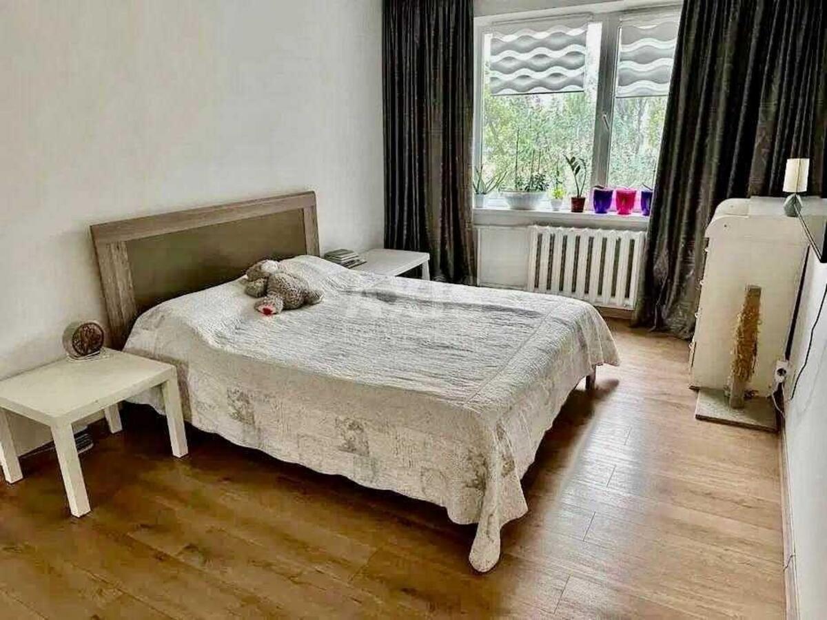 3k apartment vul. Oleksandra Arhypenka 10Б604323