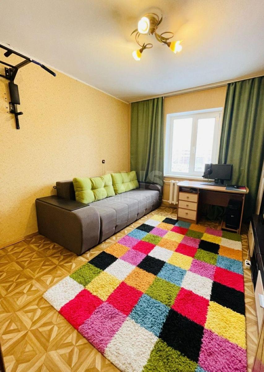 3k apartment vul. Sribnokil's'ka 84