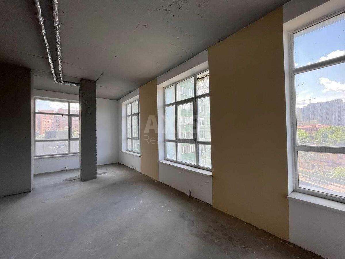 Office pr-t Lobanovs'kogo 4А, 197m25