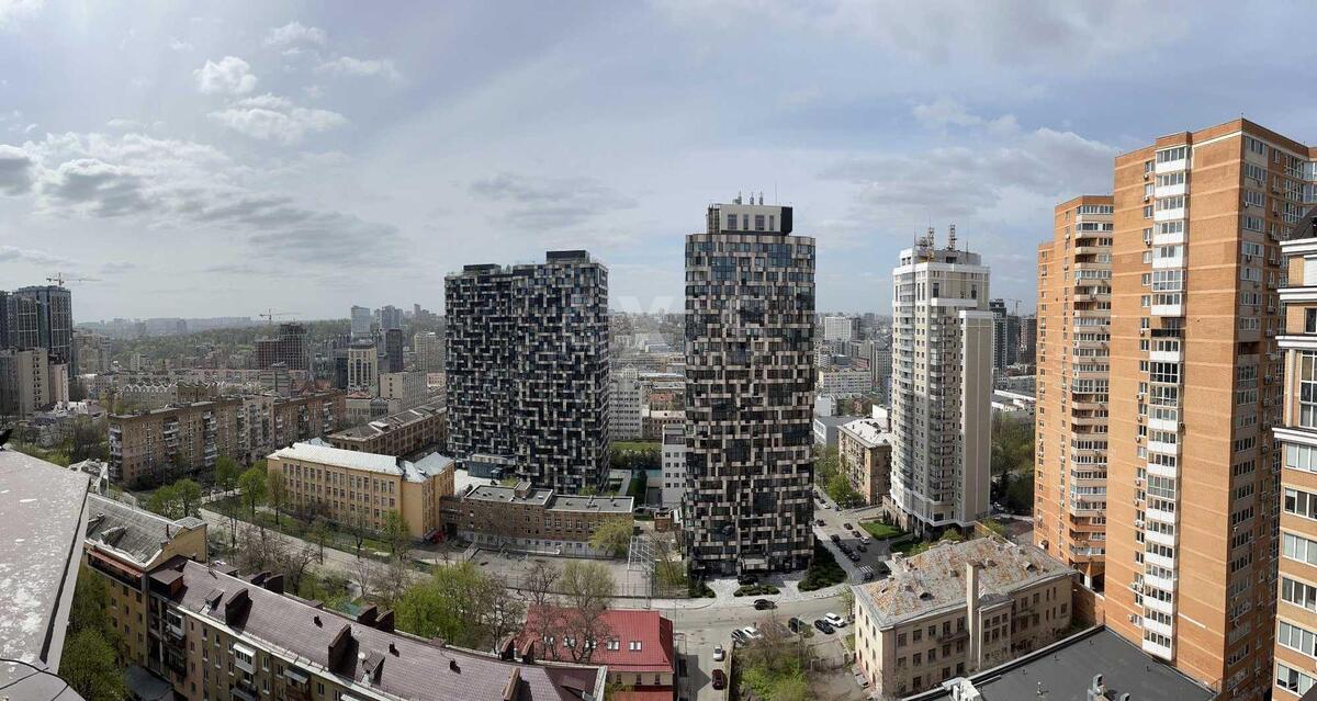 Office vul. Barbjusa Anri 5В, 193m2