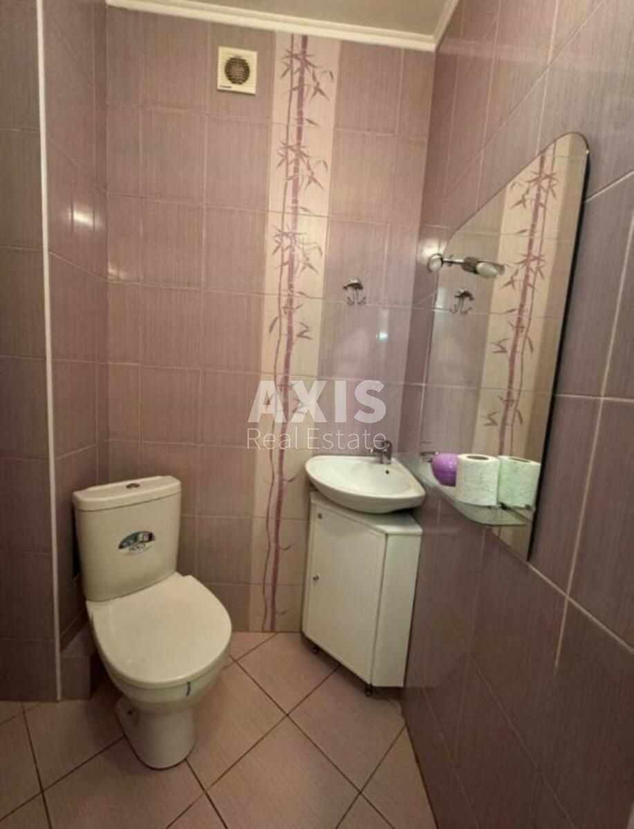 2k apartment vul. Yulia Zdanovska 586
