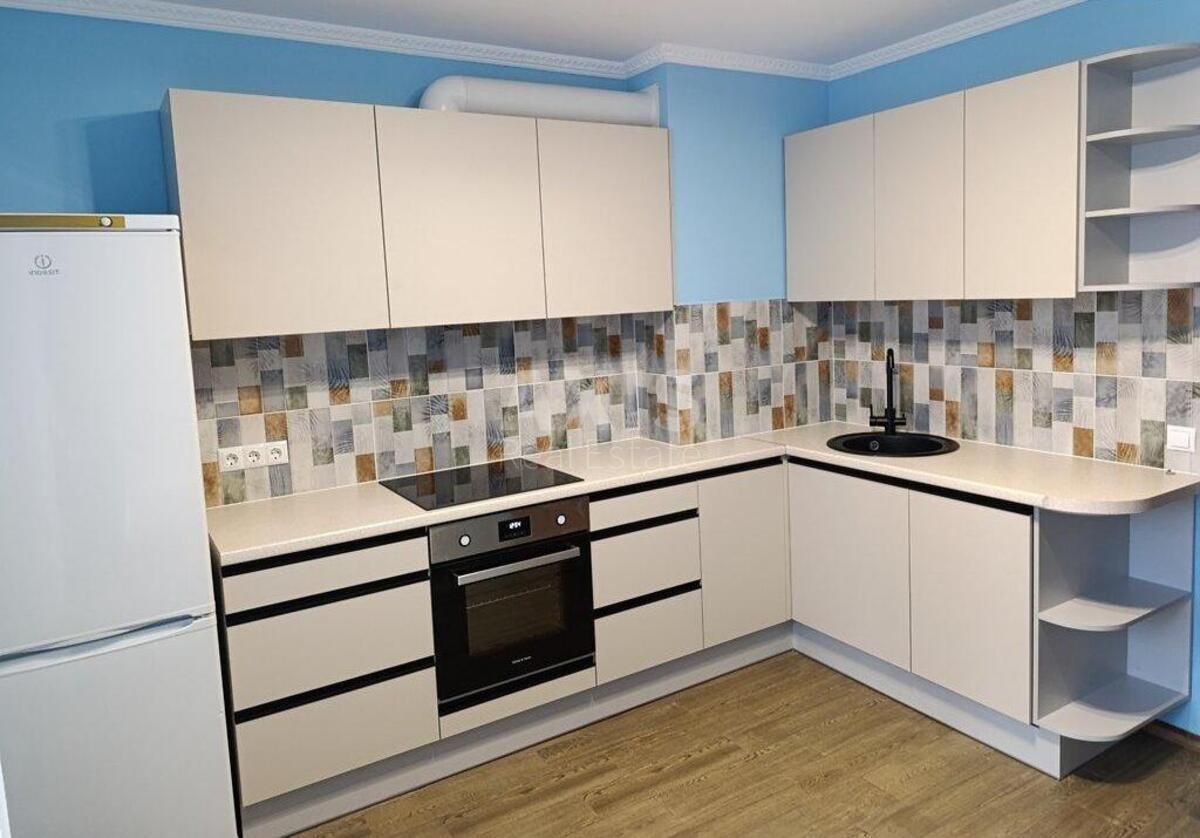 1k apartment pr-t Glushkova Akademika 9Є
