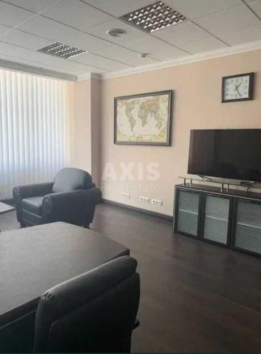 Office bul. Lesi Ukrai'nky 26, 78m20
