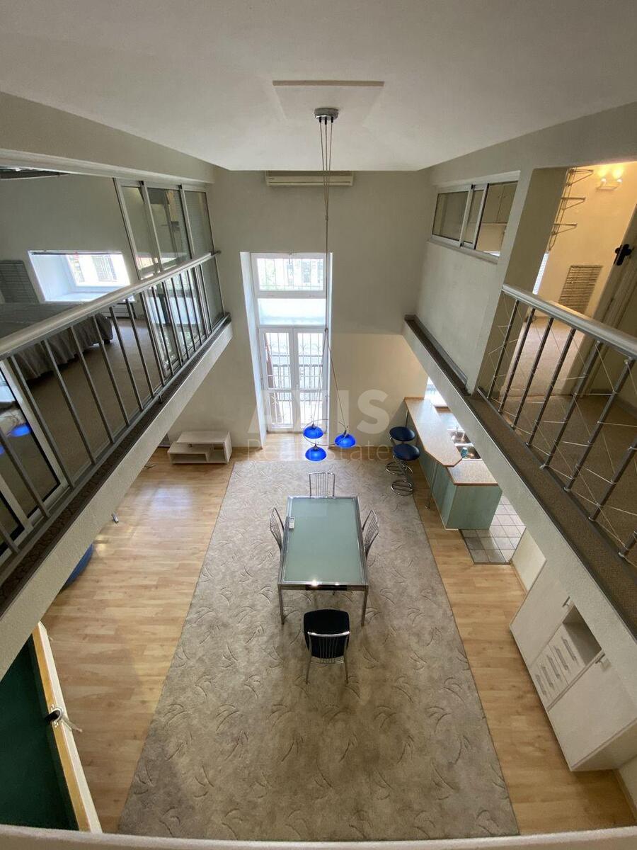 3k apartment vul. Skoropads'kogo Pavla 58