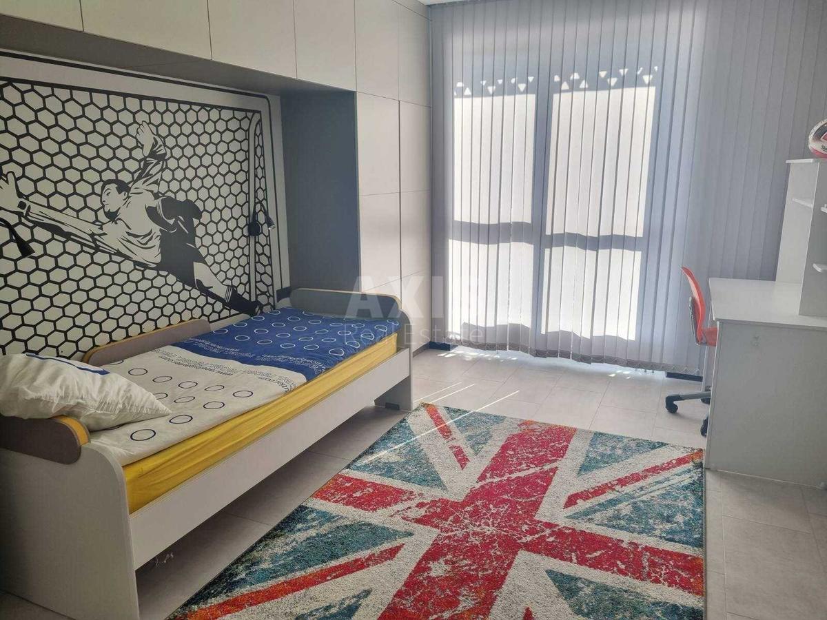 3k apartment vul. Lypkivs'kogo Vasylja Mytropolyta 16Г4