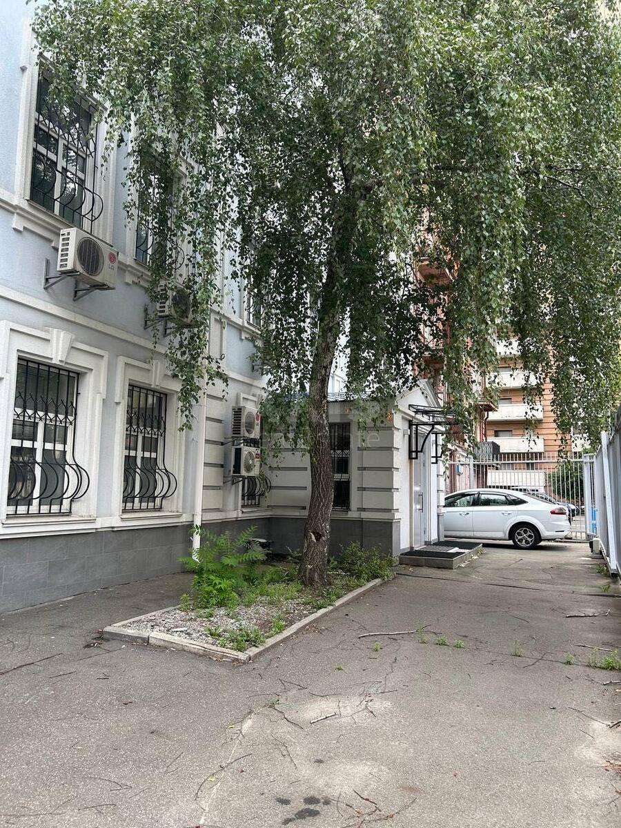 Объект торговли бул. Шевченко Тараса 1, 608м2
