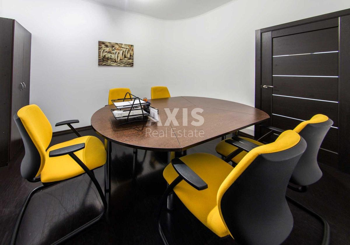 Office uzv. Klovs'kyj 7, 150m2