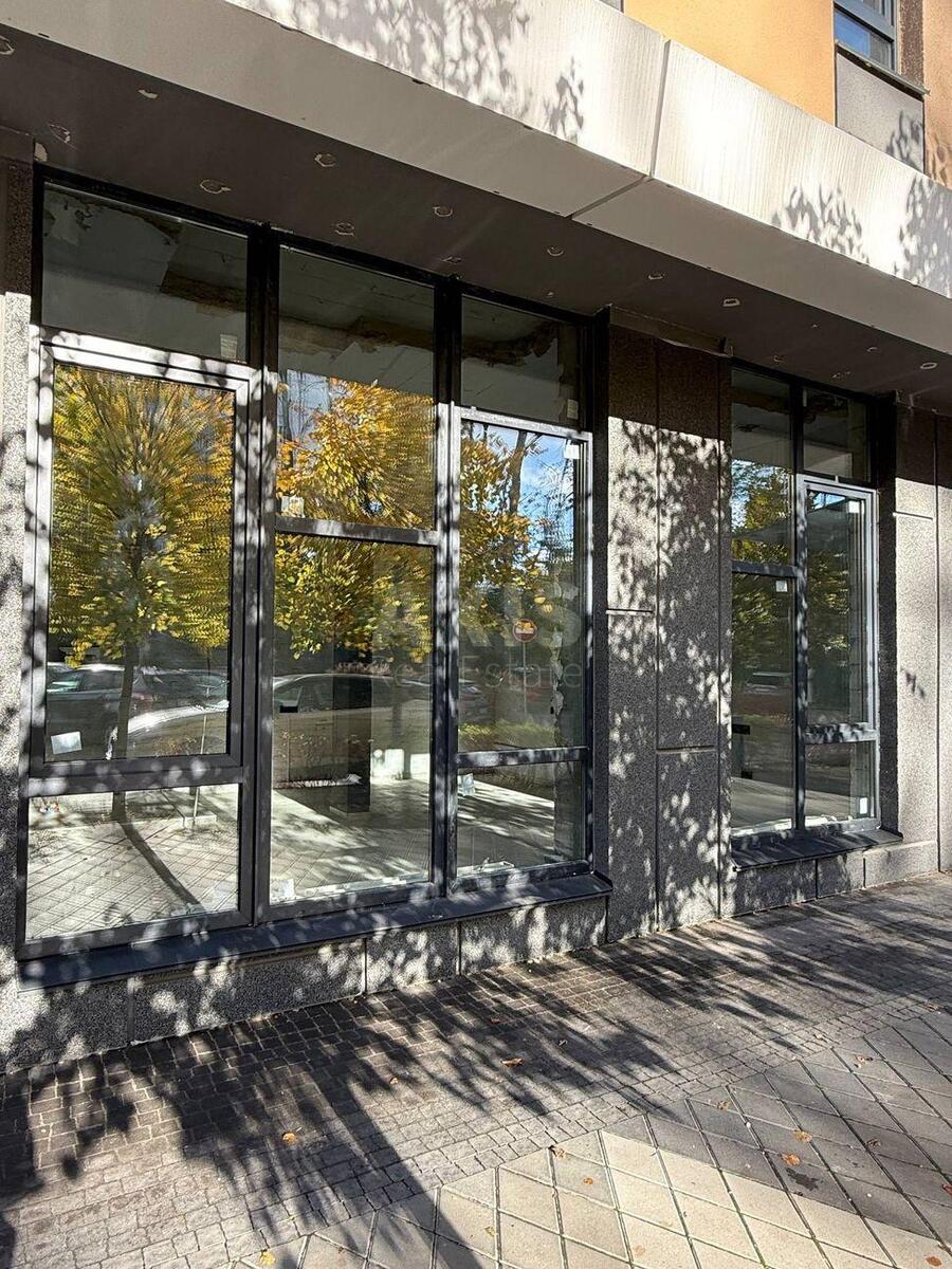 Объект сервиса ул. Семьи Кистяковских 2А, 65м26202811