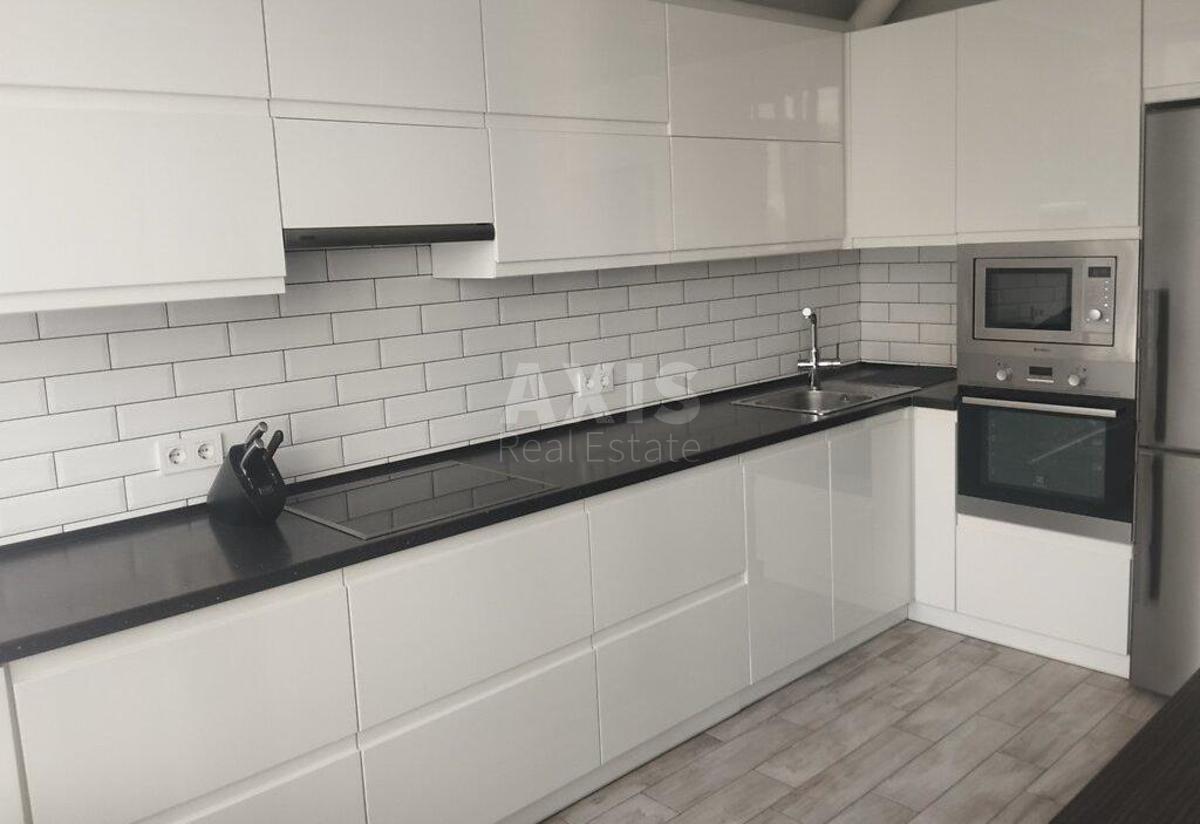 2k apartment vul. Doncja Myhajla 2А4