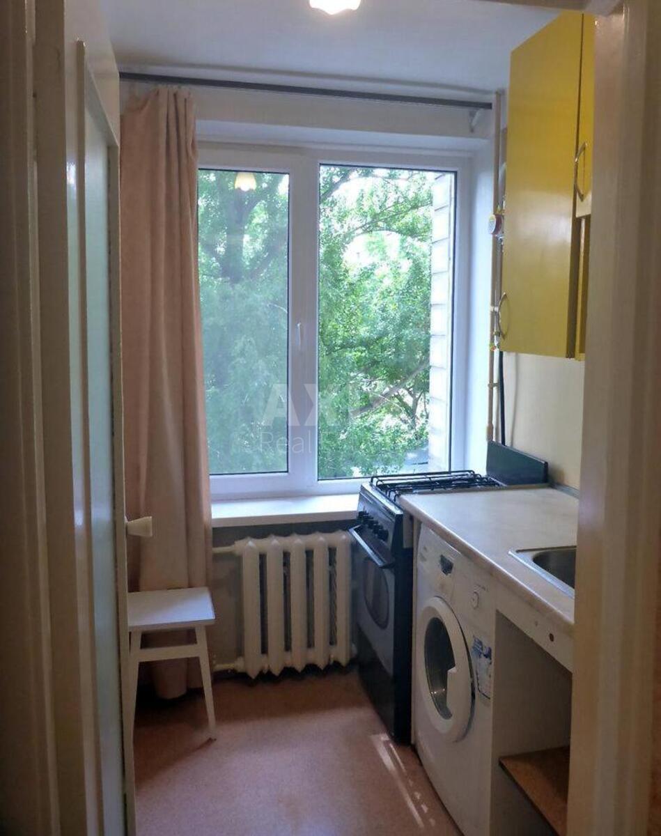 1k apartment vul. Zlatopil's'ka 30