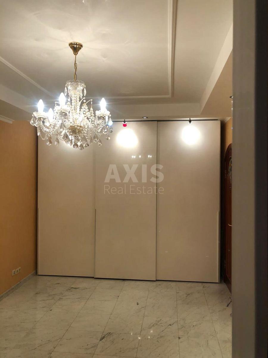 2k apartment vul. Gradyns'ka 10А4