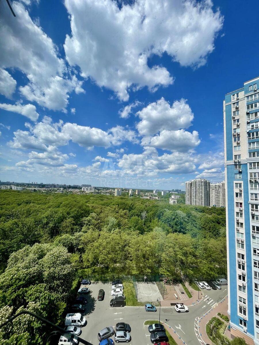 2к квартира ул. Сикорского Игоря Авиаконструктора 45
