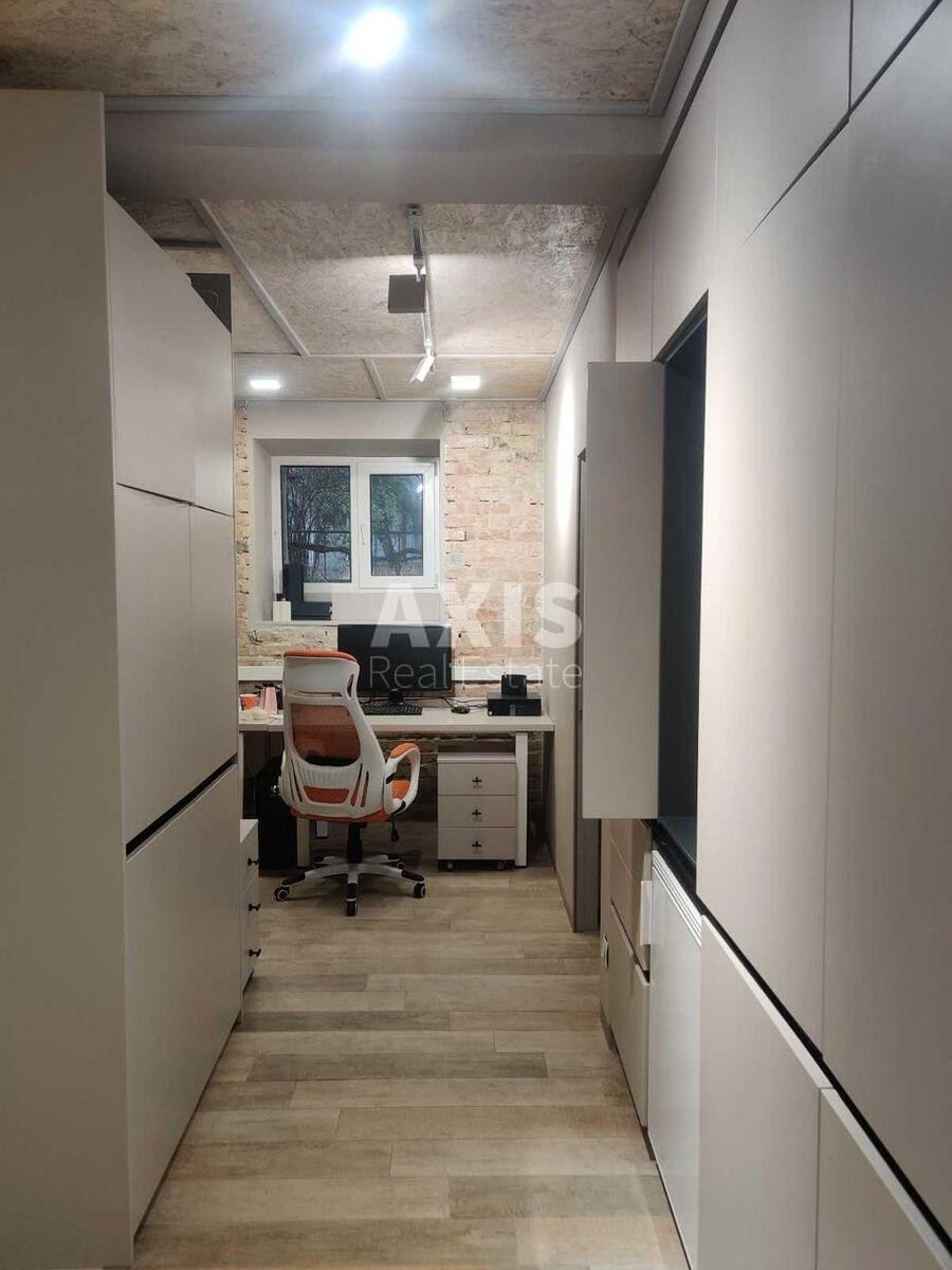 Office vul. Velyka Vasyl'kivs'ka 39Д, 46m2