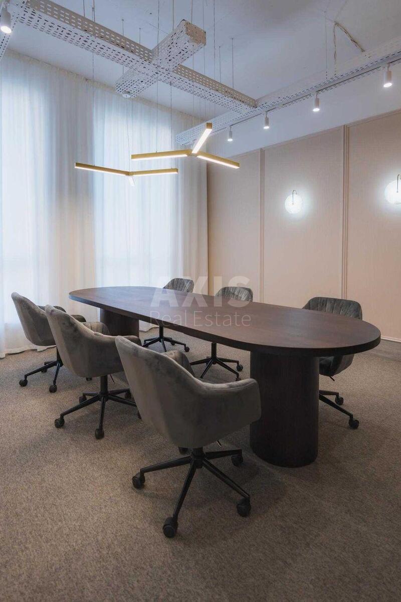 Catering object pl. Bessarabs'ka 2, 630m2