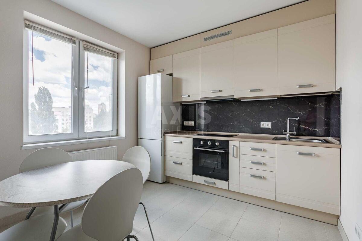 1k apartment vul. Chornovola V'jacheslava 27587332