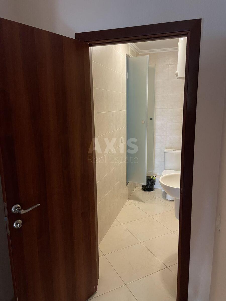 Office pr-t Tychyny Pavla 18Б, 151m2588916