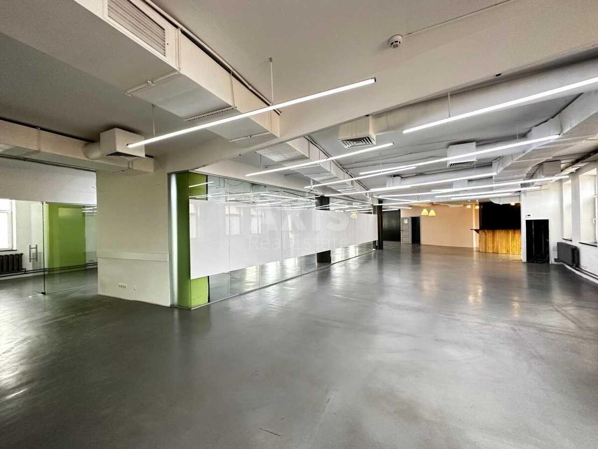 Office bul. Lesi Ukrai'nky 23Б, 412m2590432