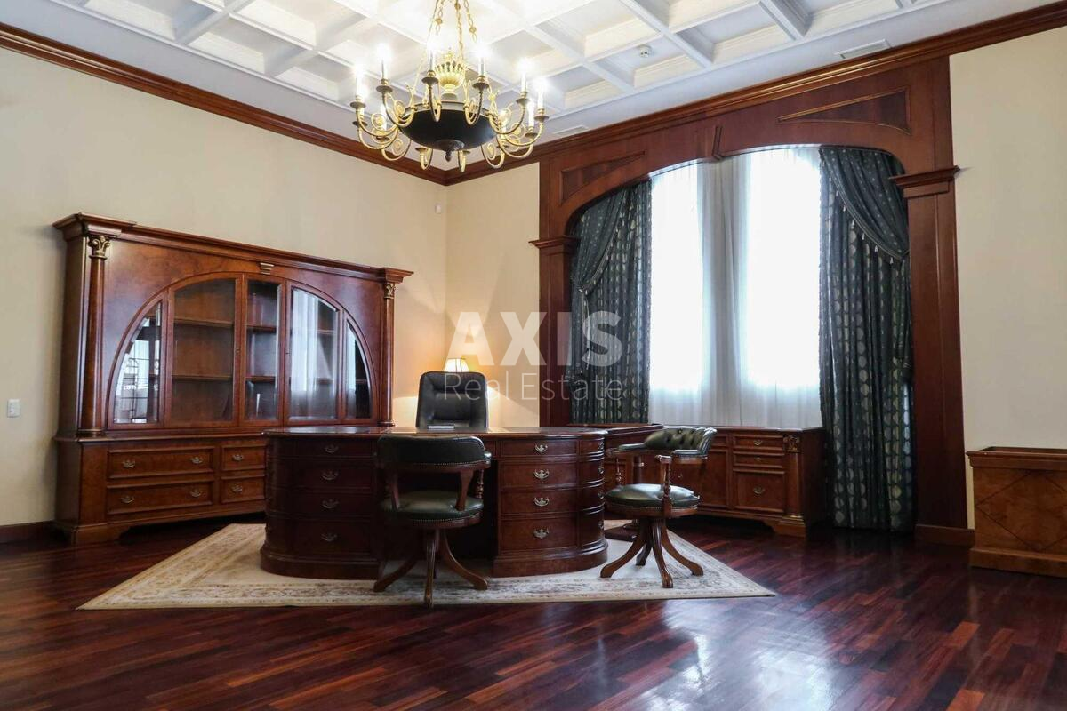 Office vul. Shovkovychna 42/44, 415m2522180