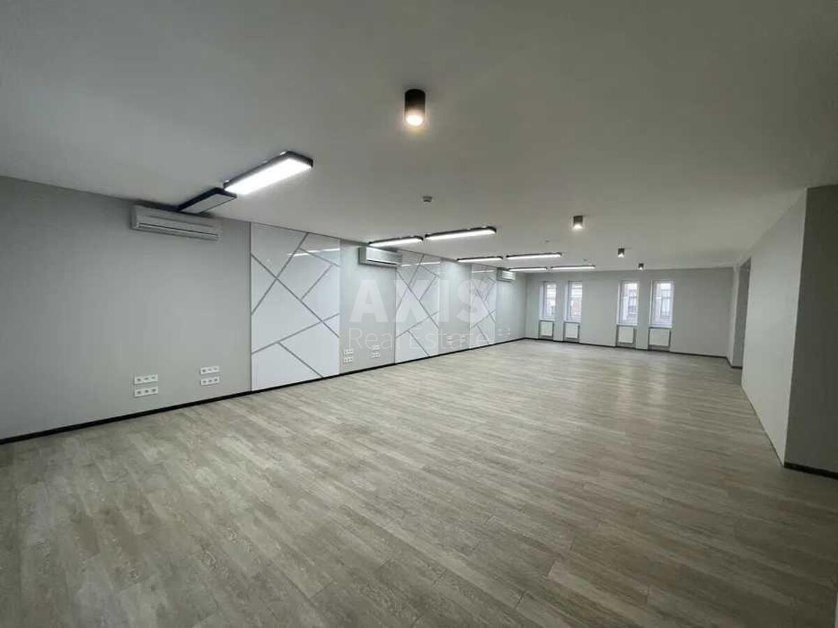 Office vul. Vozdvyzhens'ka 48, 257m20