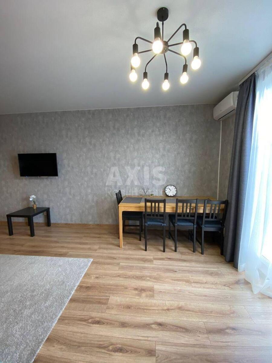 1k apartment vul. Myhajla Maksymovycha 244