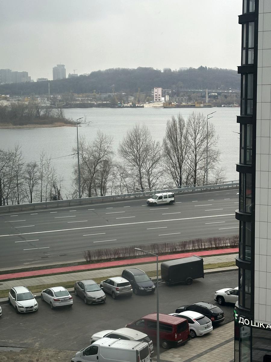 3k apartment nab. Dniprovs'ka 15Є640494