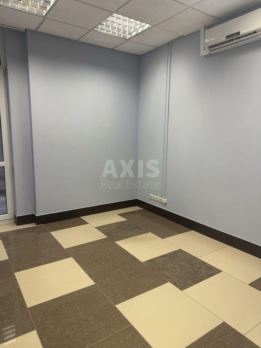 Office vul. Glybochyc'ka 32, 83m24