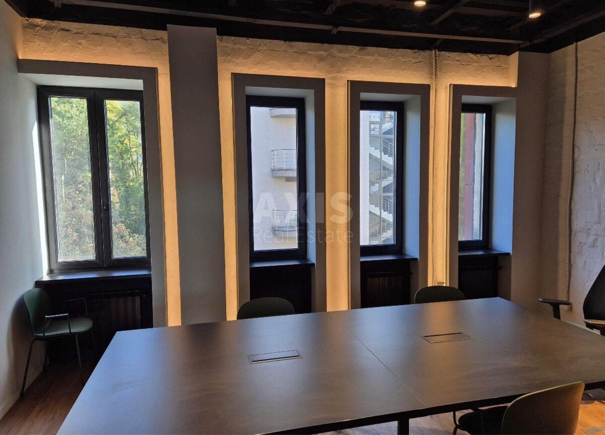 Office vul. Franka Ivana 9, 250m2607036