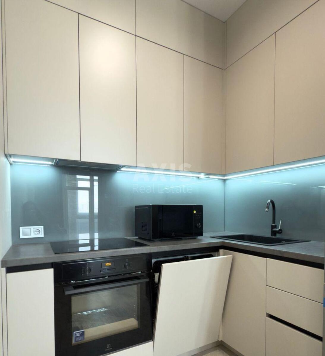 1k apartment pr-t Berestejskij 11609180