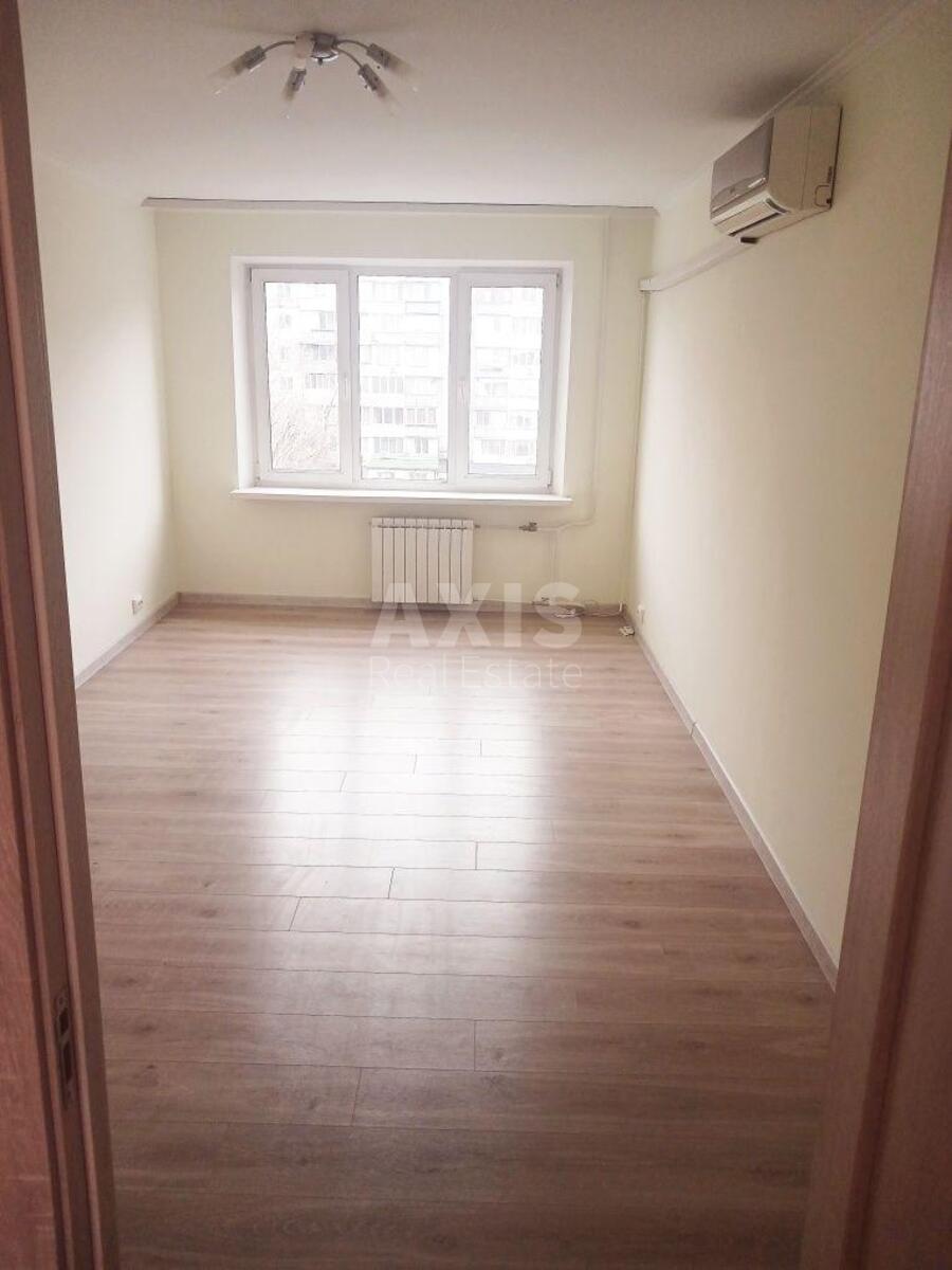 3к квартира пр-т Оболонский 37В2