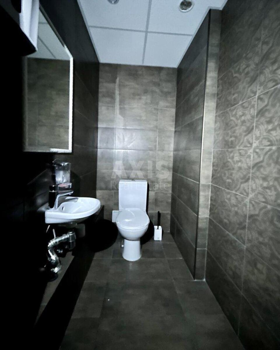 4k apartment vul. Oleny Pchilky 85717512
