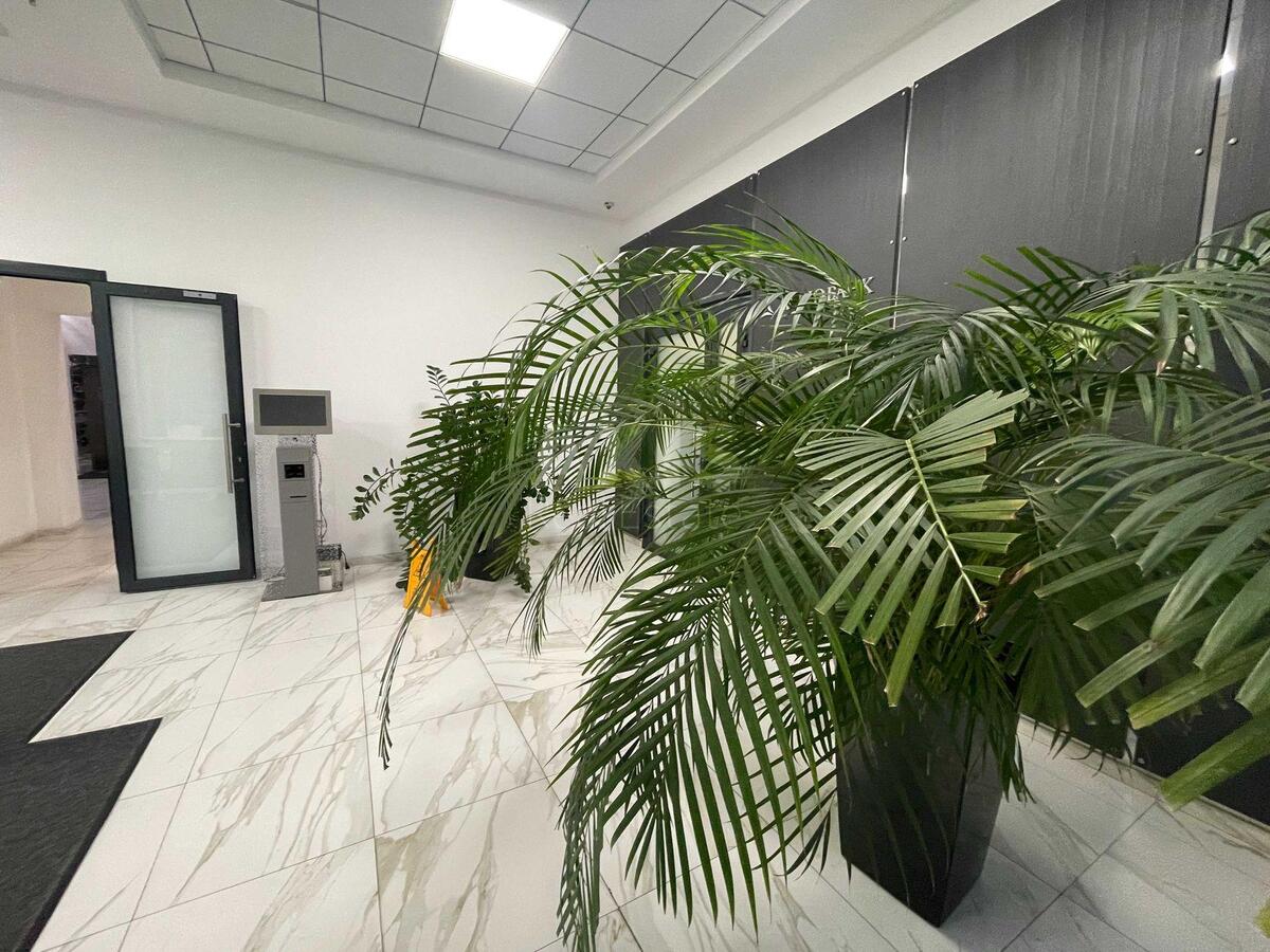 Office bul. Mykoly Mikhnovskoho 19, 520m2618890