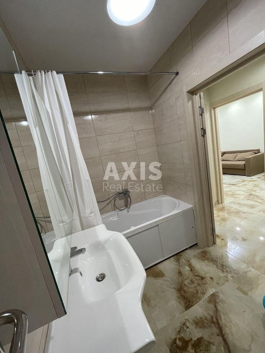 1k apartment nab. Dniprovs'ka 185948011