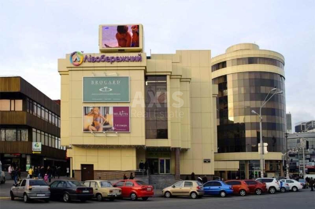 Trade object vul. Sverstjuka Jevgena 2Б, 81m2620711