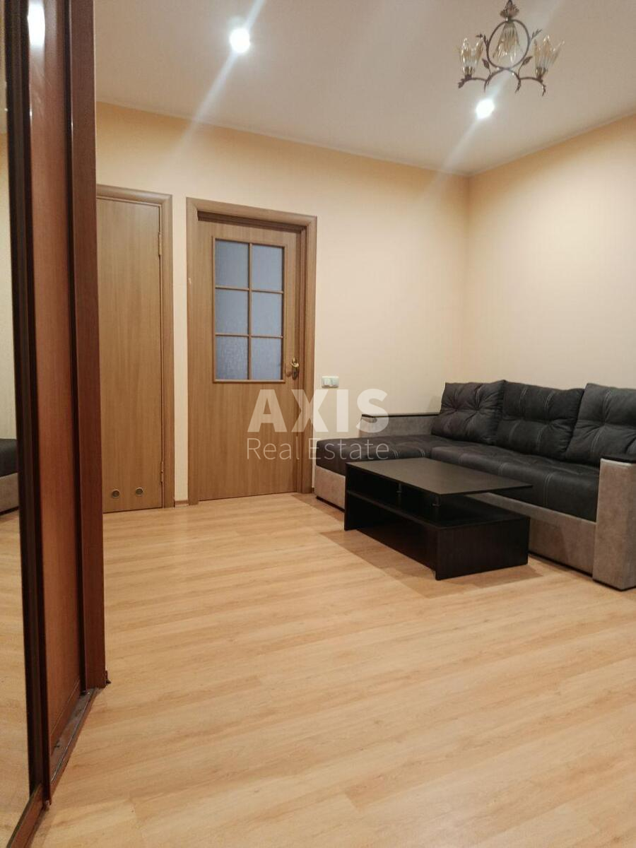 3к квартира ул. Булаховского Академика 5Д597303