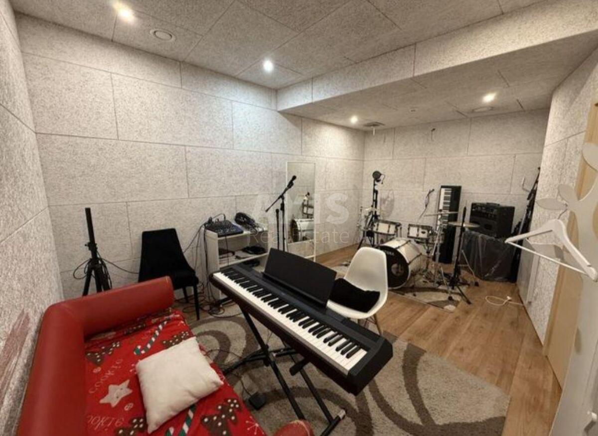 Объект торговли ул. Евгения Коновальца 36Д, 258м2635611