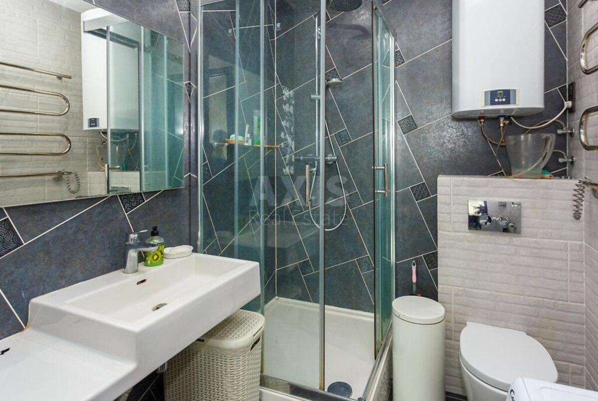 1k apartment vul. Ahmatovoi' Anny 32/18592125