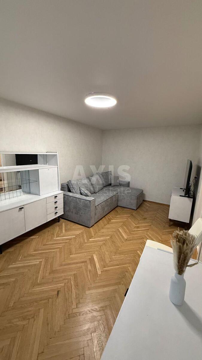 2k apartment nab. Dniprovs'ka 14