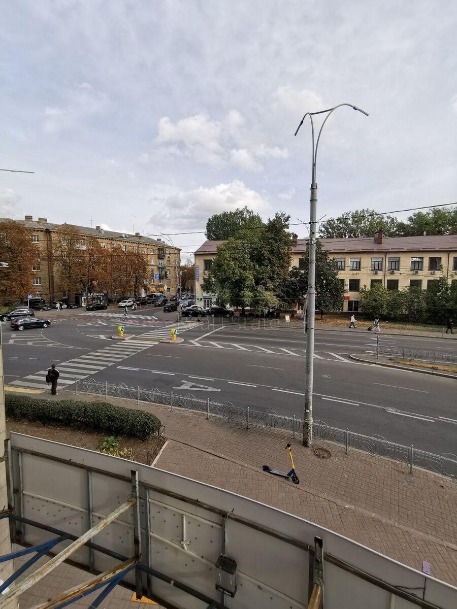 Trade object vul. Moskovs'ka 46/2, 100m22