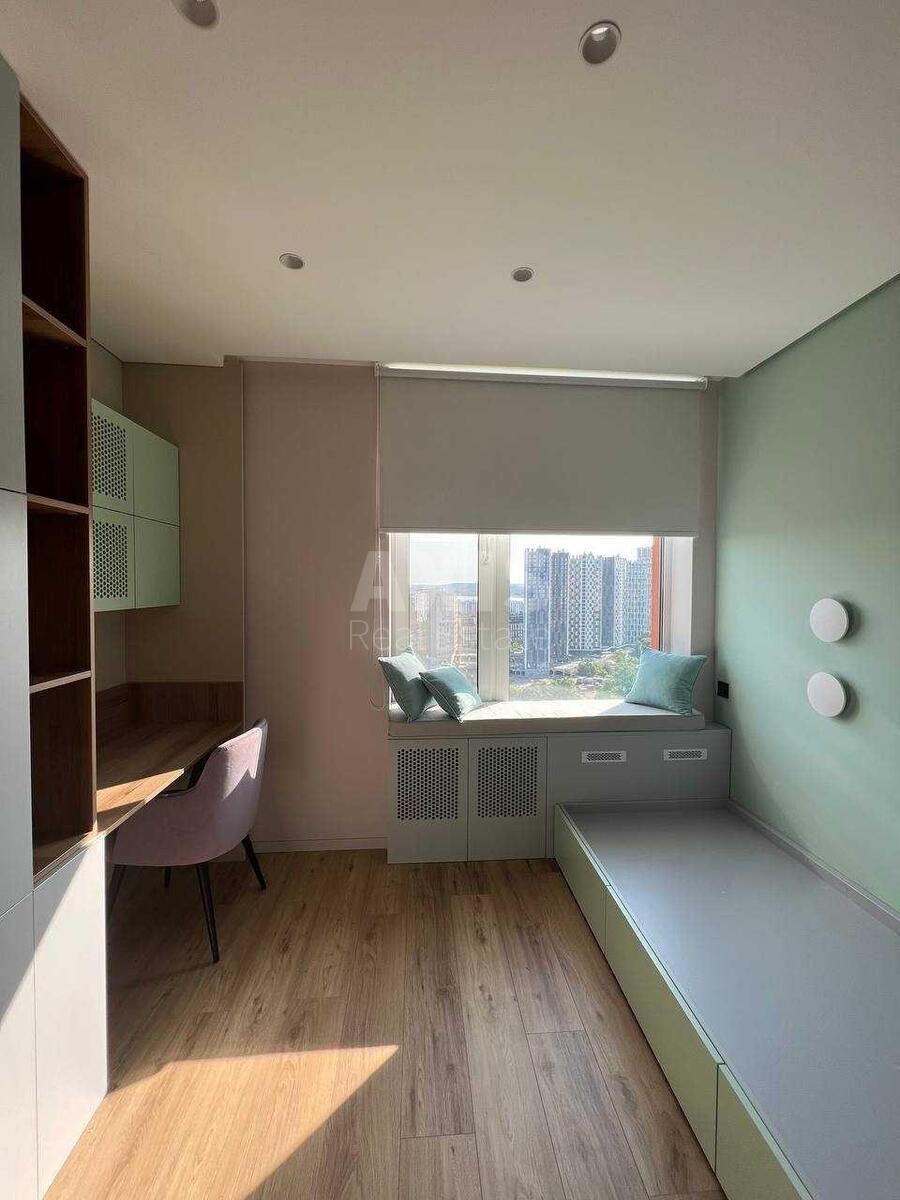 3k apartment nab. Dniprovs'ka 18627535