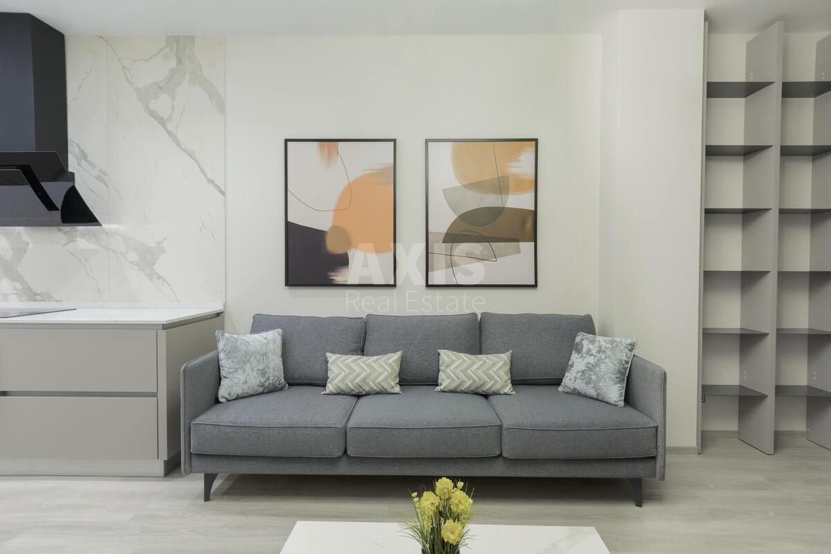 4k apartment vul. Antonovycha 118/19633281