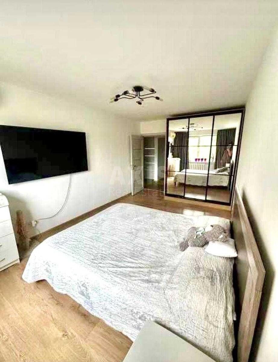 3k apartment vul. Oleksandra Arhypenka 10Б604322