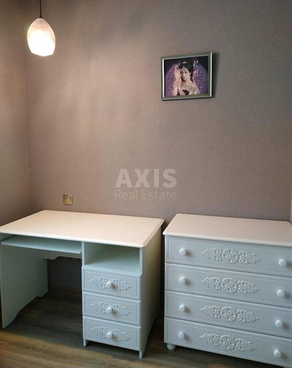 3k apartment vul. Mykil's'ko-Slobids'ka 85