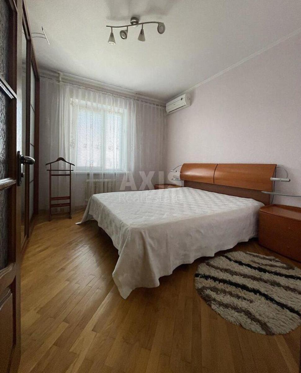 2k apartment vul. Revuc'kogo 72