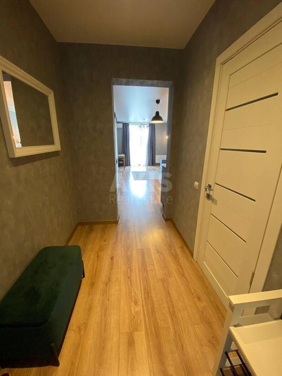1k apartment vul. Myhajla Maksymovycha 245