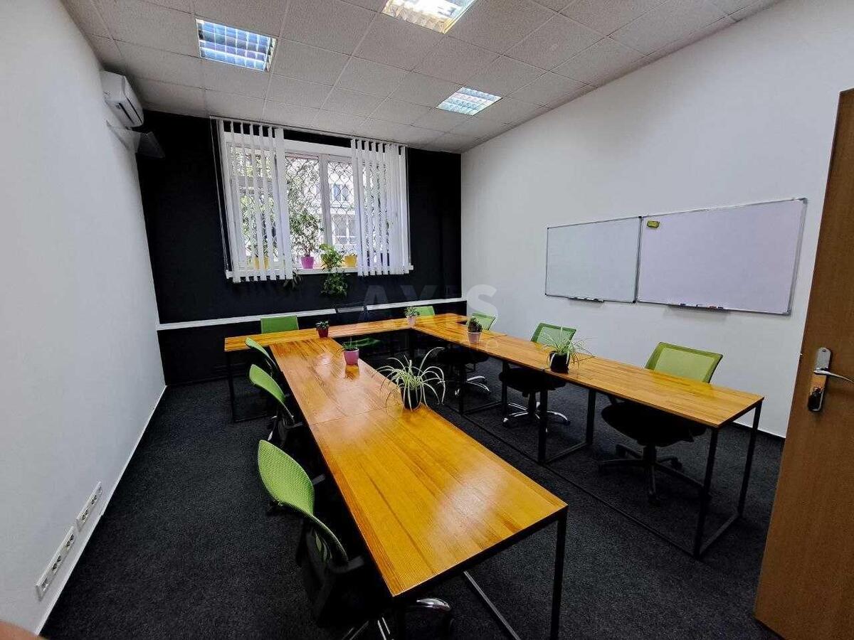 Office vul. Zheljabova 2, 27m21