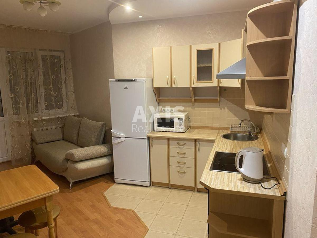 1k apartment pr-t Bazhana Mykoly 10